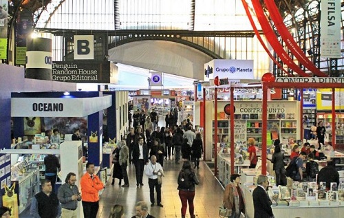 Programa de Letras de Chile en la Feria del Libro de Santiago (Filsa 2018)