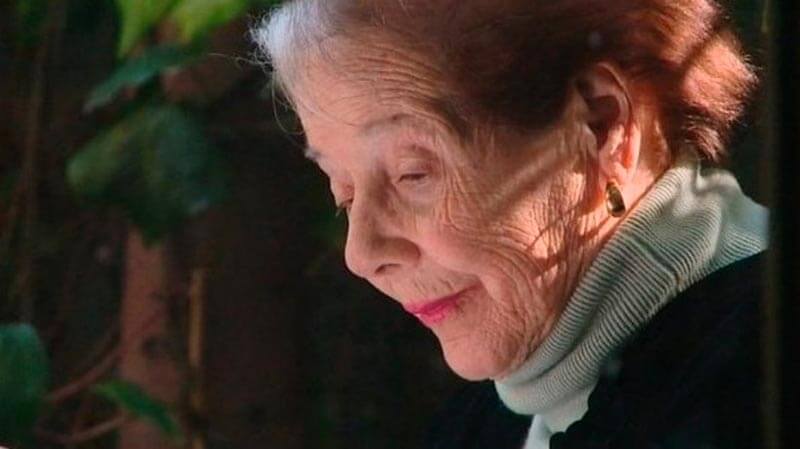 A los 99 años falleció la escritora Mónica Echeverría