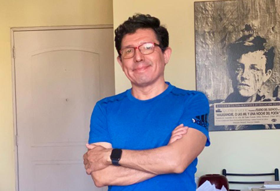 Poeta argentino, Piero de Vicari (de San Nicolás de los Arroyos), entrevista a Iván Quezada