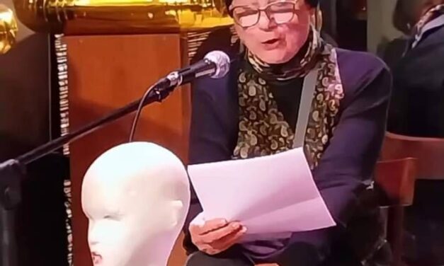 Esther Andradi
