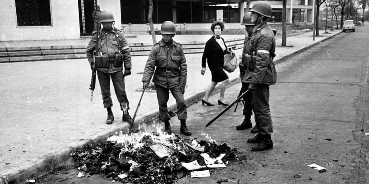 El libro y la lectura en Chile a cincuenta años del golpe civil-militar ...