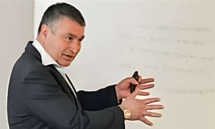 Dos microcuentos de Nelson Reyes