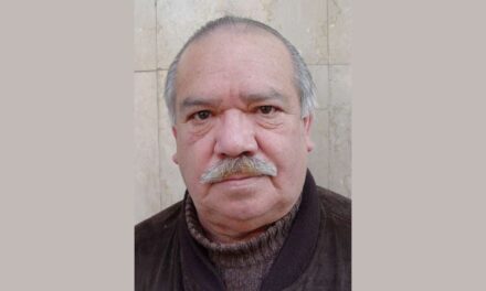 A nuestro admirado Rolando Rojo Redolés