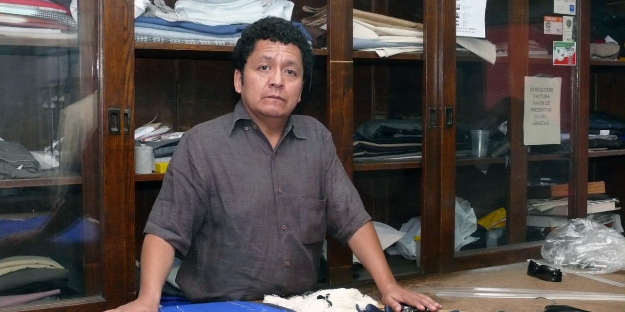 JAVIER PERUCHO: LA VOZ MEXICANA DE LA MINIFICCIÓN VIENE A CHILE