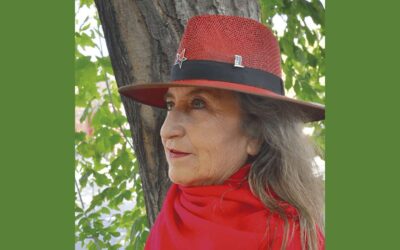 Pía Barros: «Vamos a asombrarnos con maravillas brevísimas que nos habitan»