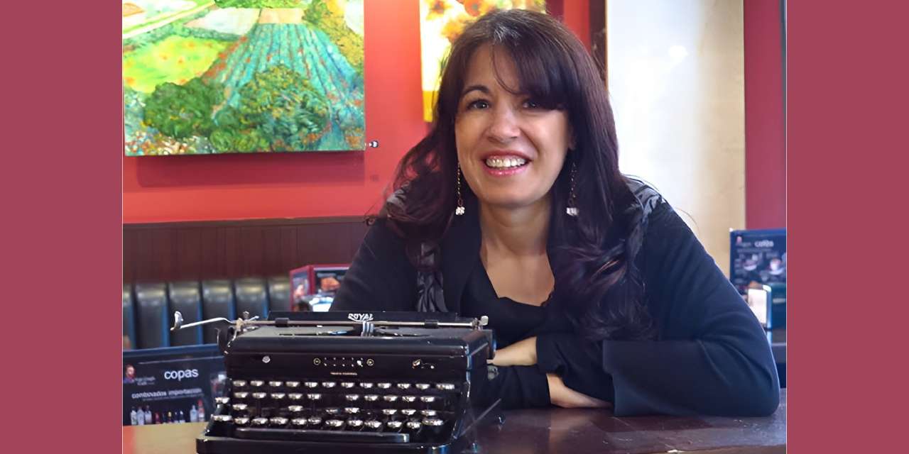 Viene Sandra Bianchi, activa protagonista de la microficción argentina