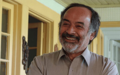 ESCRITOR JUAN MIHOVILOVICH EN EL FESTIVAL INTERNACIONAL DE LITERATURA
