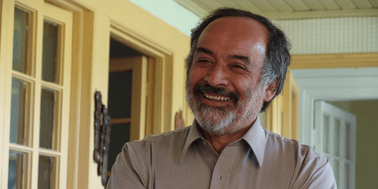 ESCRITOR JUAN MIHOVILOVICH EN EL FESTIVAL INTERNACIONAL DE LITERATURA